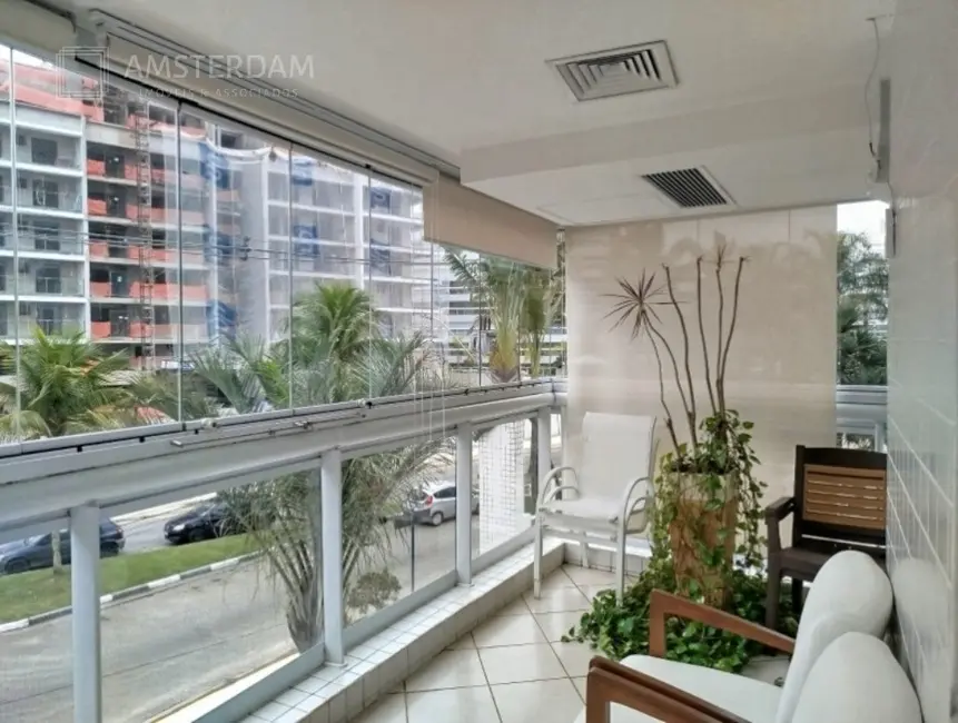 Apartamento com 4 quartos à venda, 161m2 em Bertioga - SP - imagem 1 Foto 1 de Apartamento com 4 quartos à venda, 161m2 em Bertioga - SP