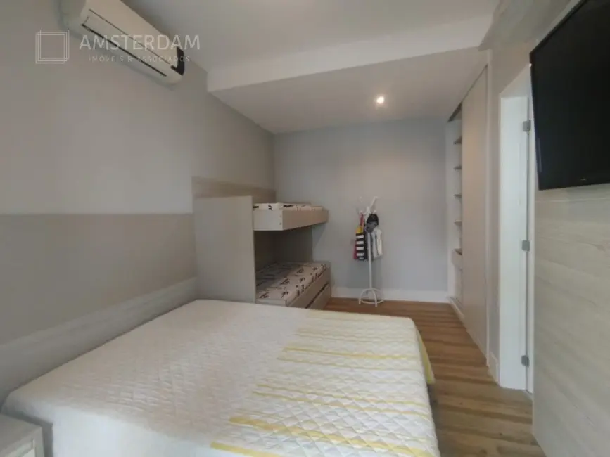 Foto 8 de Apartamento com 4 quartos à venda, 143m2 em Bertioga - SP