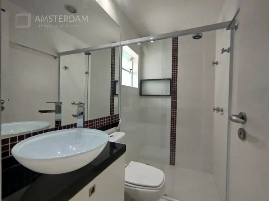 Foto 9 de Apartamento com 4 quartos à venda, 143m2 em Bertioga - SP