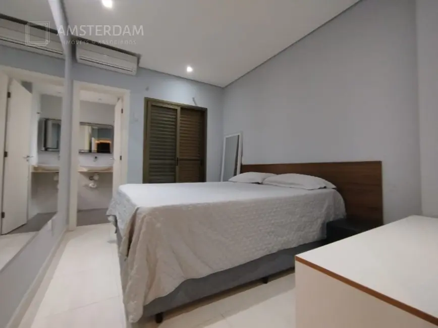 Foto 9 de Apartamento com 3 quartos à venda, 84m2 em Bertioga - SP