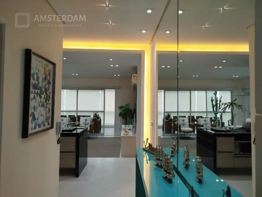 Foto 8 de Apartamento com 3 quartos à venda, 153m2 em Bertioga - SP