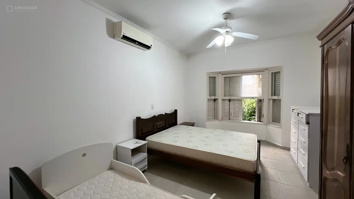 Foto 4 de Casa de Condomínio com 4 quartos à venda, 267m2 em Bertioga - SP