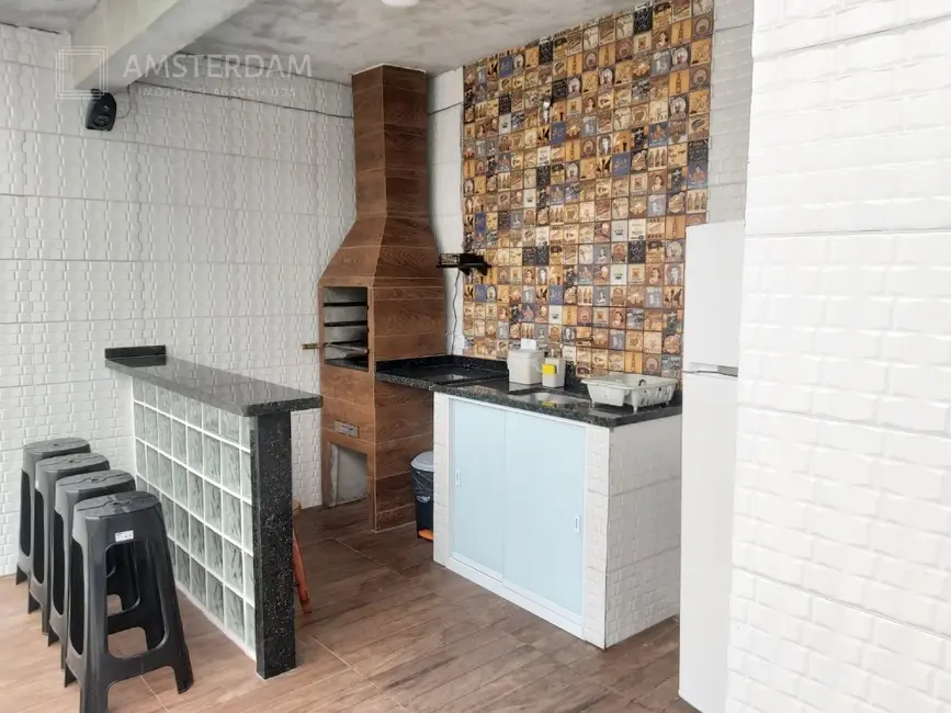 Casa com 3 quartos à venda, 150m2 em Centro, Bertioga - SP - imagem 8 Foto 8 de Casa com 3 quartos à venda, 150m2 em Centro, Bertioga - SP