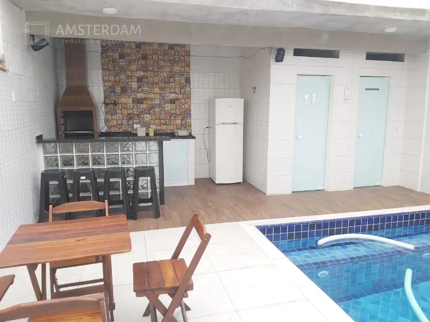 Casa com 3 quartos à venda, 150m2 em Centro, Bertioga - SP - imagem 5 Foto 5 de Casa com 3 quartos à venda, 150m2 em Centro, Bertioga - SP