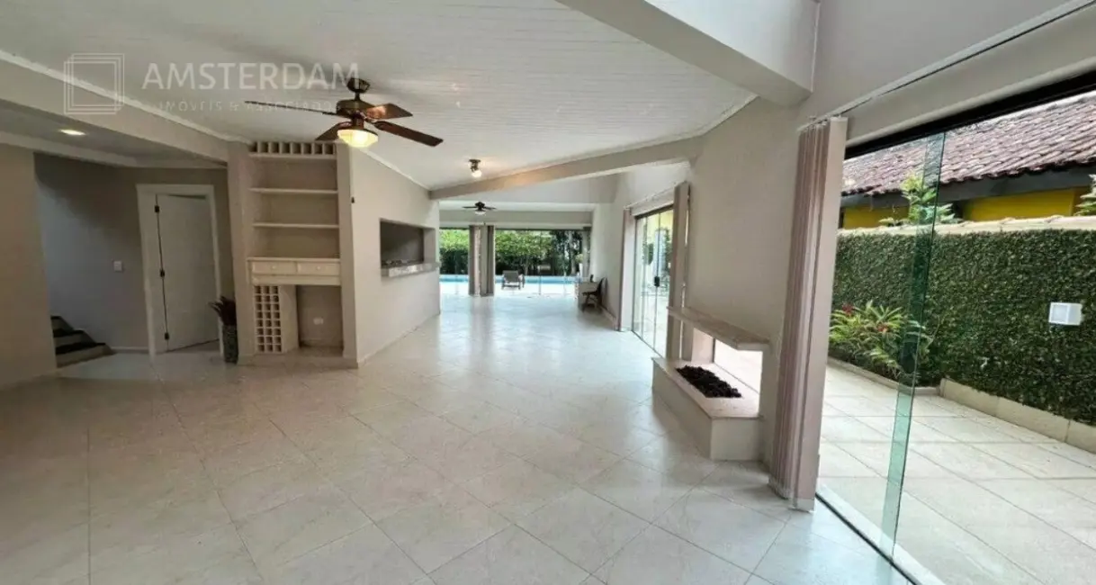 Foto 4 de Casa de Condomínio com 4 quartos à venda, 286m2 em Bertioga - SP