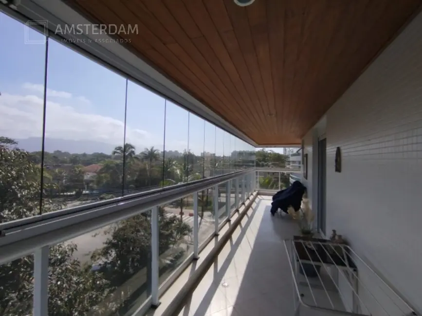 Foto 4 de Apartamento com 3 quartos à venda, 126m2 em Bertioga - SP