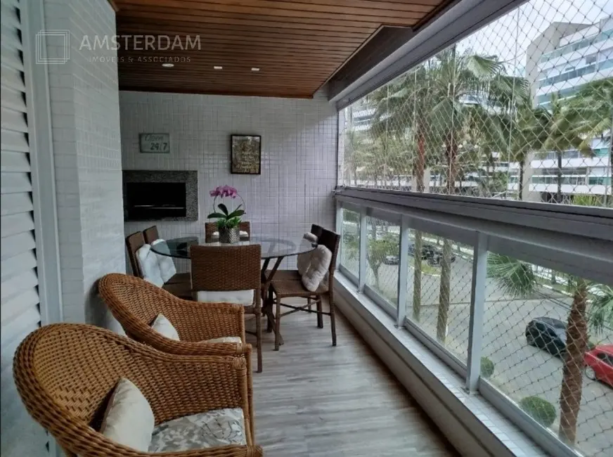 Foto 2 de Apartamento com 3 quartos à venda, 110m2 em Bertioga - SP