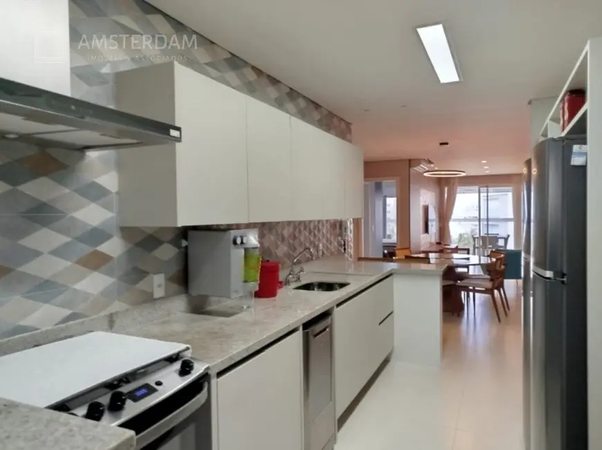 Foto 6 de Apartamento com 4 quartos à venda, 153m2 em Bertioga - SP