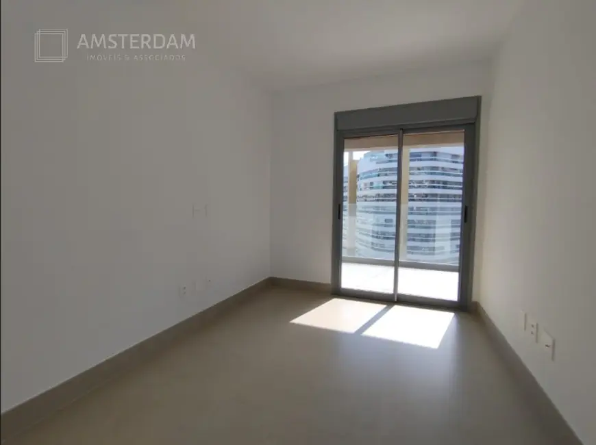 Foto 5 de Apartamento com 4 quartos à venda, 274m2 em Bertioga - SP