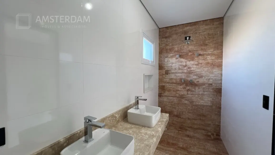 Foto 7 de Casa de Condomínio com 4 quartos à venda, 247m2 em Bertioga - SP