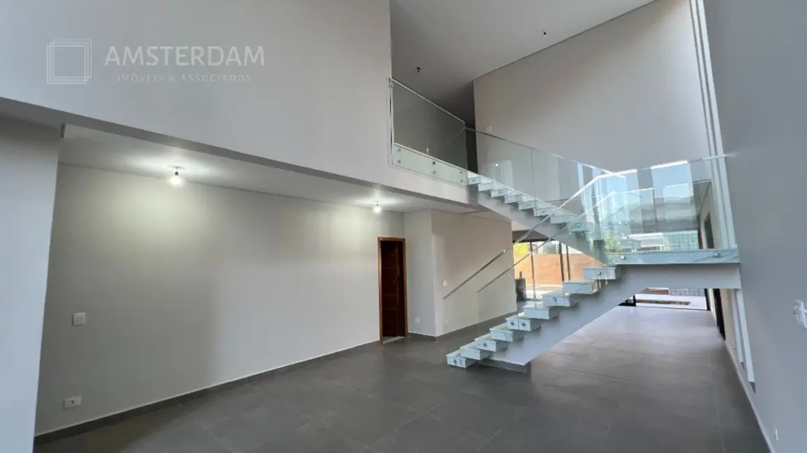 Casa de Condomínio com 4 quartos à venda, 400m2 em Bertioga - SP - imagem 5 Foto 5 de Casa de Condomínio com 4 quartos à venda, 400m2 em Bertioga - SP