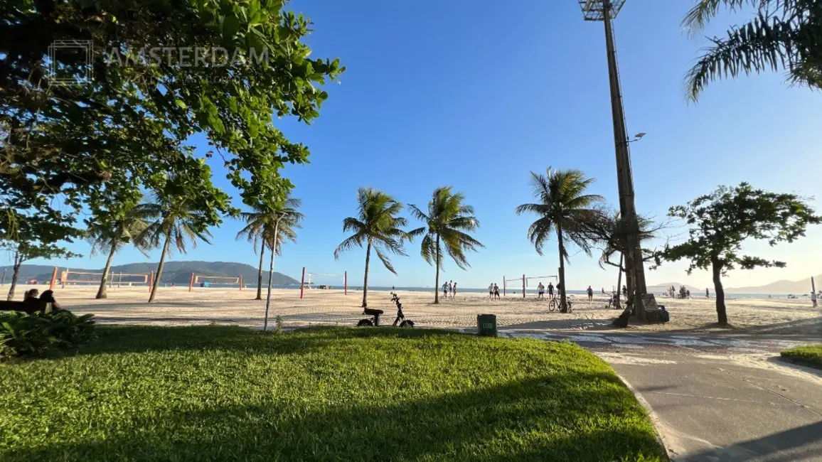 Apartamento com 3 quartos à venda, 170m2 em Gonzaga, Santos - SP - imagem 3 Foto 3 de Apartamento com 3 quartos à venda, 170m2 em Gonzaga, Santos - SP