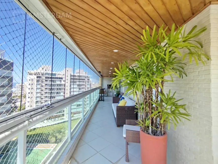 Foto 3 de Apartamento com 4 quartos à venda, 137m2 em Bertioga - SP