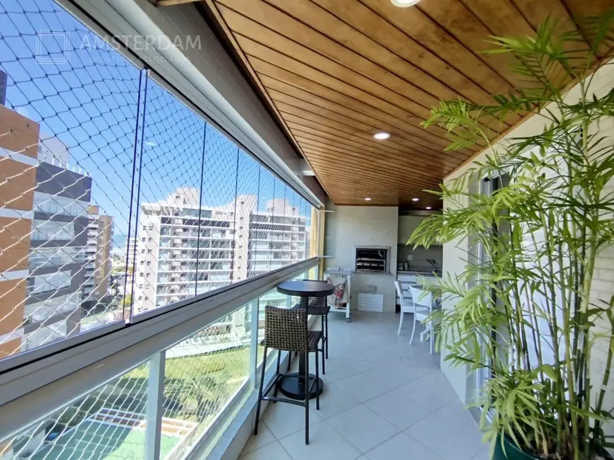 Foto 1 de Apartamento com 4 quartos à venda, 137m2 em Bertioga - SP