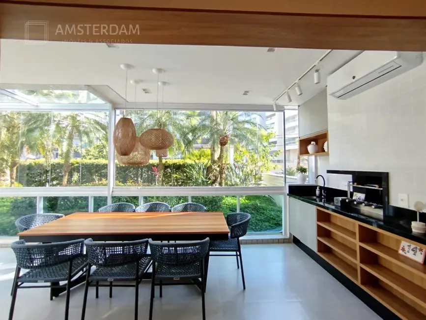 Foto 3 de Apartamento com 3 quartos à venda, 228m2 em Bertioga - SP