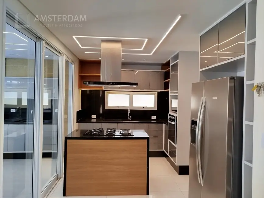 Foto 5 de Casa de Condomínio com 6 quartos à venda, 300m2 em Bertioga - SP