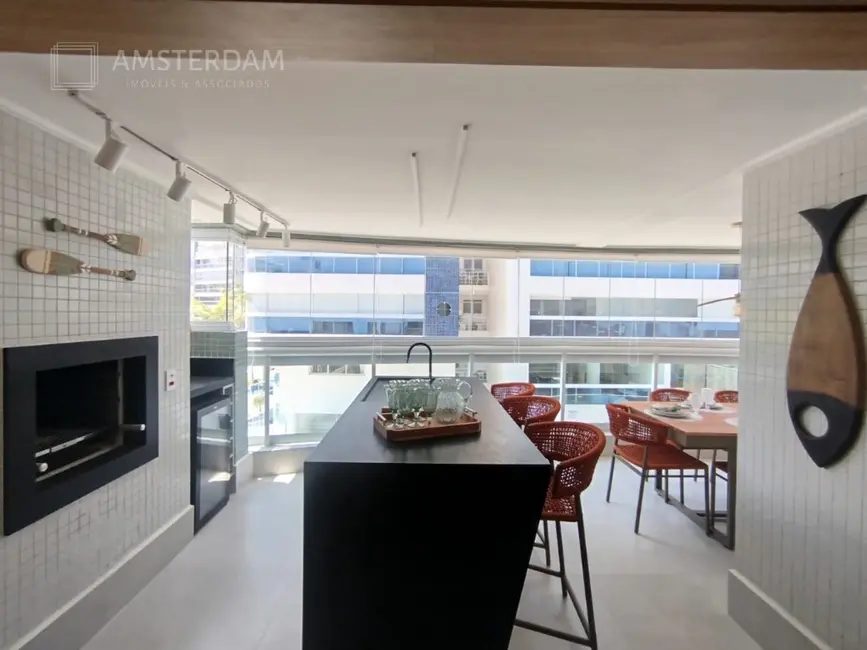 Foto 5 de Apartamento com 3 quartos à venda, 127m2 em Bertioga - SP