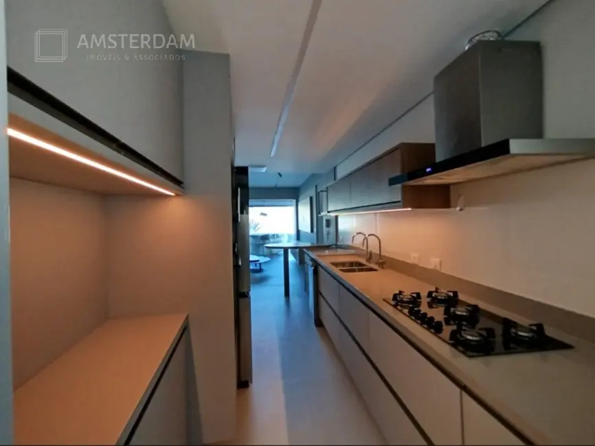 Foto 4 de Apartamento com 4 quartos à venda, 140m2 em Bertioga - SP