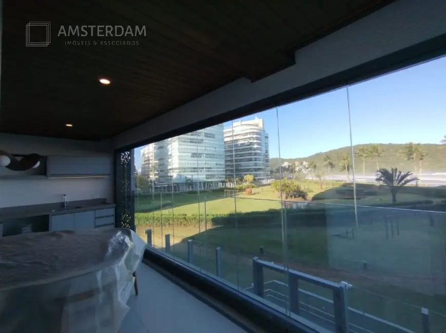 Foto 3 de Apartamento com 4 quartos à venda, 140m2 em Bertioga - SP