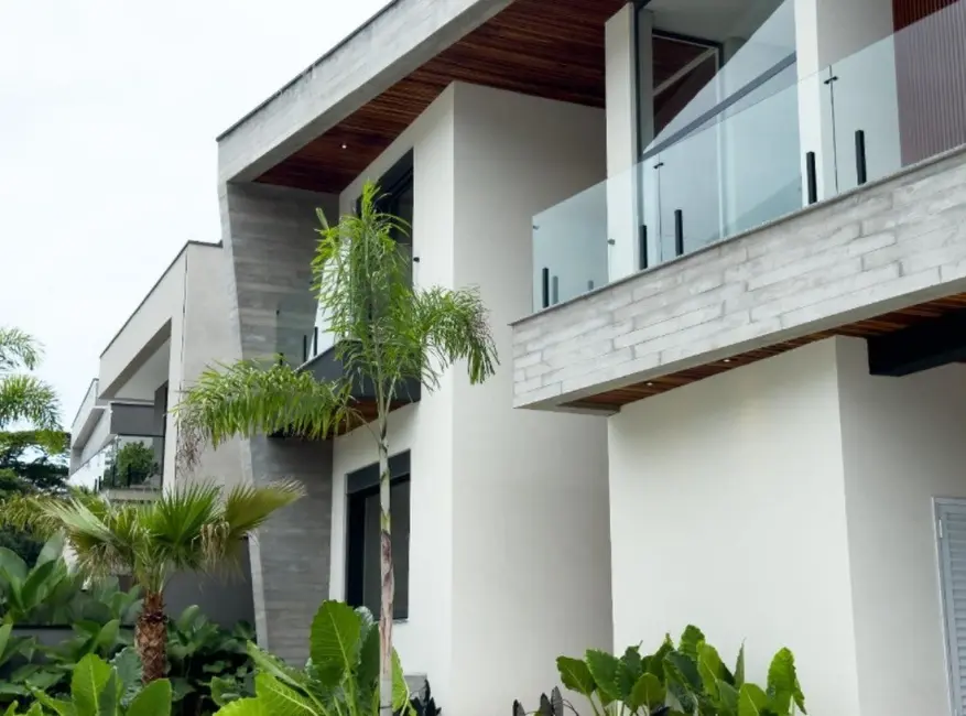 Foto 1 de Casa de Condomínio com 6 quartos à venda, 421m2 em Bertioga - SP