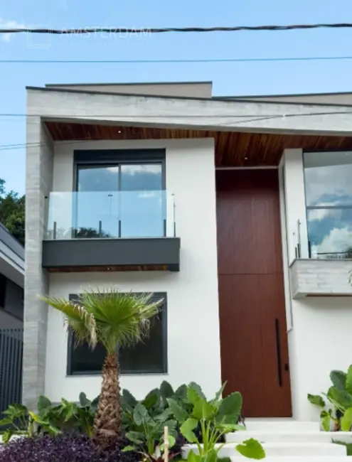 Foto 3 de Casa de Condomínio com 6 quartos à venda, 421m2 em Bertioga - SP