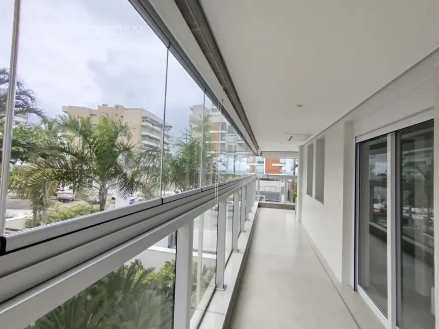 Apartamento com 4 quartos à venda, 141m2 em Bertioga - SP - imagem 9 Foto 9 de Apartamento com 4 quartos à venda, 141m2 em Bertioga - SP