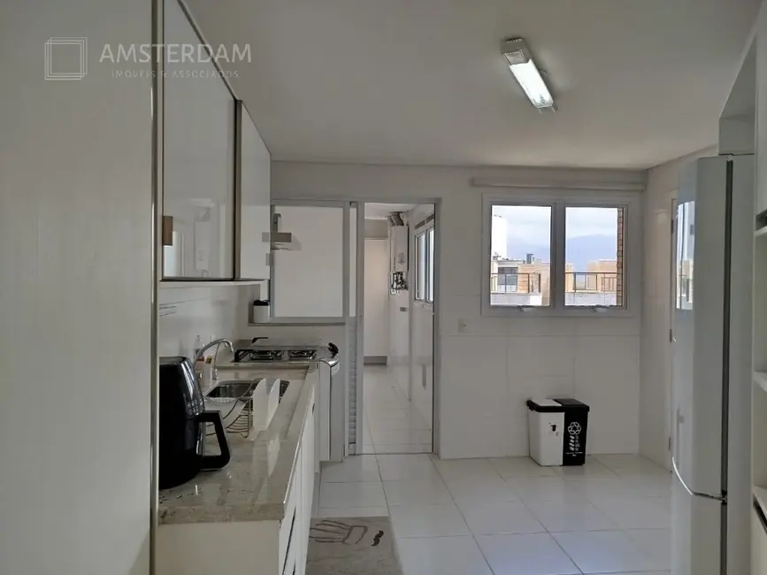 Foto 8 de Apartamento com 4 quartos à venda, 200m2 em Bertioga - SP