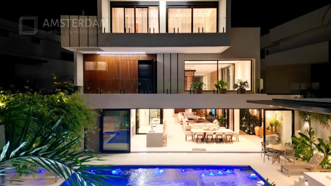 Foto 5 de Casa de Condomínio com 7 quartos à venda, 738m2 em Bertioga - SP