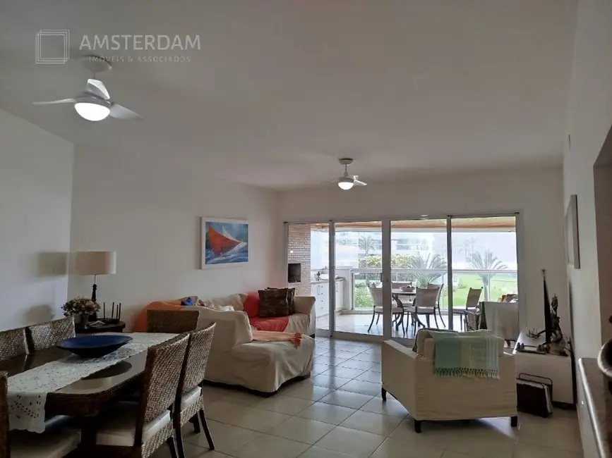 Foto 8 de Apartamento com 3 quartos à venda, 146m2 em Bertioga - SP