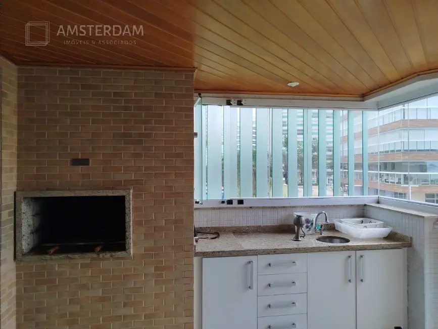 Foto 5 de Apartamento com 3 quartos à venda, 146m2 em Bertioga - SP