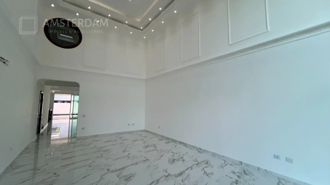 Foto 3 de Casa de Condomínio com 5 quartos para alugar, 422m2 em Bertioga - SP