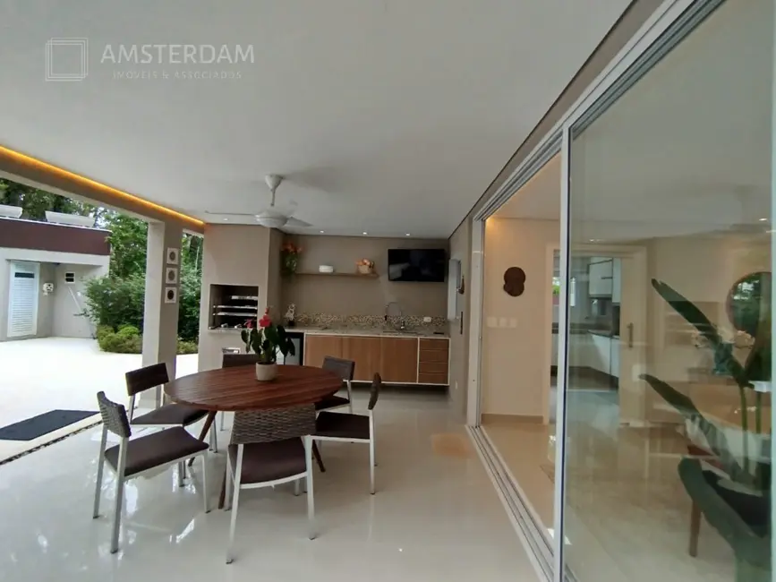 Foto 9 de Casa de Condomínio com 6 quartos à venda, 286m2 em Bertioga - SP