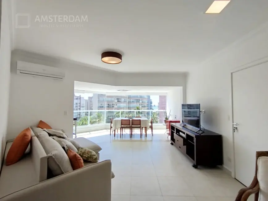 Foto 5 de Apartamento com 4 quartos à venda, 145m2 em Bertioga - SP