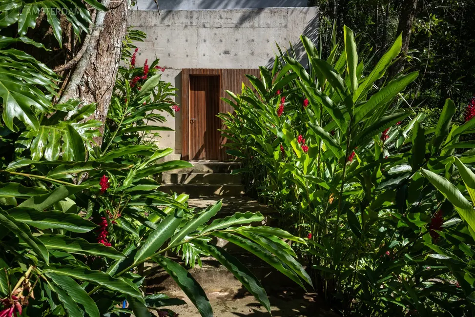 Casa de Condomínio com 4 quartos para alugar, 550m2 em Guaruja - SP - imagem 8 Foto 8 de Casa de Condomínio com 4 quartos para alugar, 550m2 em Guaruja - SP