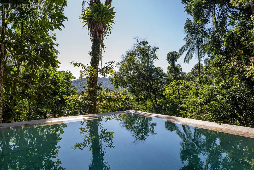 Casa de Condomínio com 4 quartos para alugar, 550m2 em Guaruja - SP - imagem 9 Foto 9 de Casa de Condomínio com 4 quartos para alugar, 550m2 em Guaruja - SP