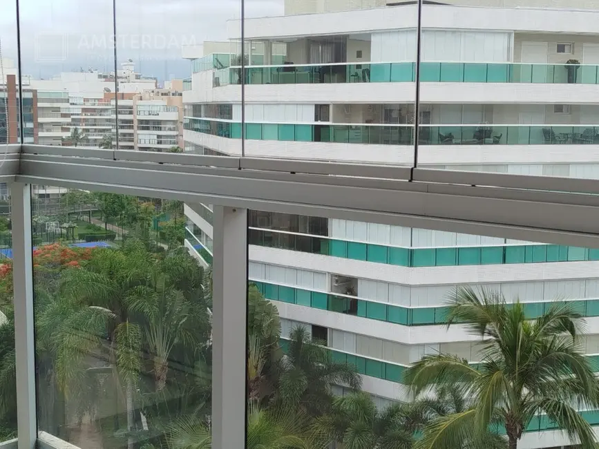 Foto 7 de Apartamento com 5 quartos à venda, 226m2 em Bertioga - SP