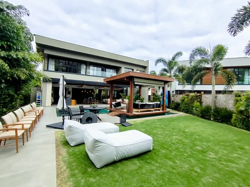 Foto 1 de Casa de Condomínio com 6 quartos à venda, 855m2 em Bertioga - SP