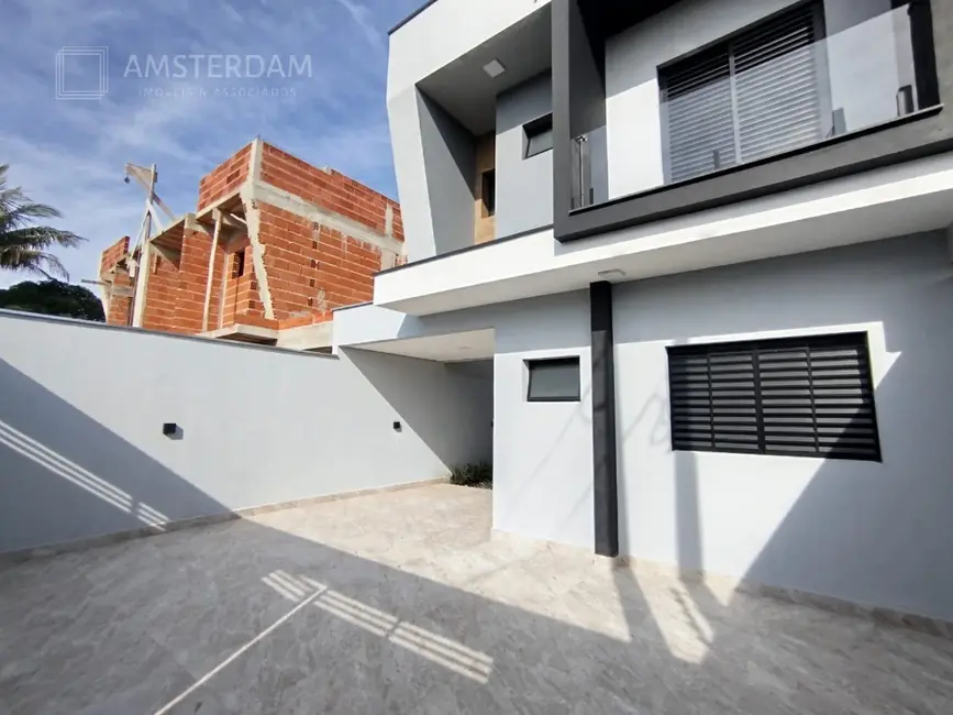 Foto 2 de Casa com 4 quartos à venda, 120m2 em Bertioga - SP