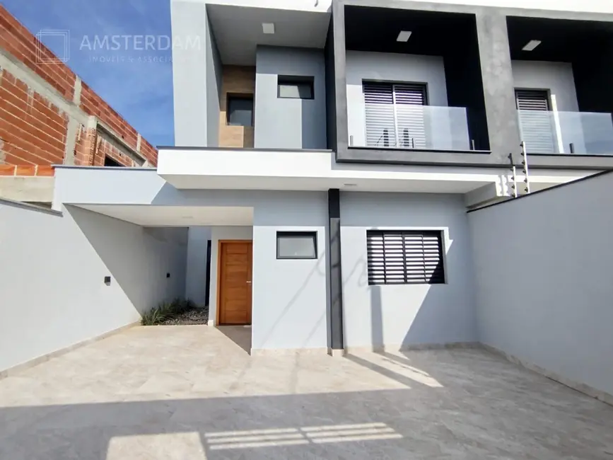 Foto 1 de Casa com 4 quartos à venda, 120m2 em Bertioga - SP