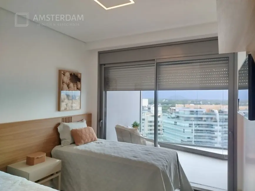 Foto 8 de Apartamento com 4 quartos à venda, 203m2 em Bertioga - SP