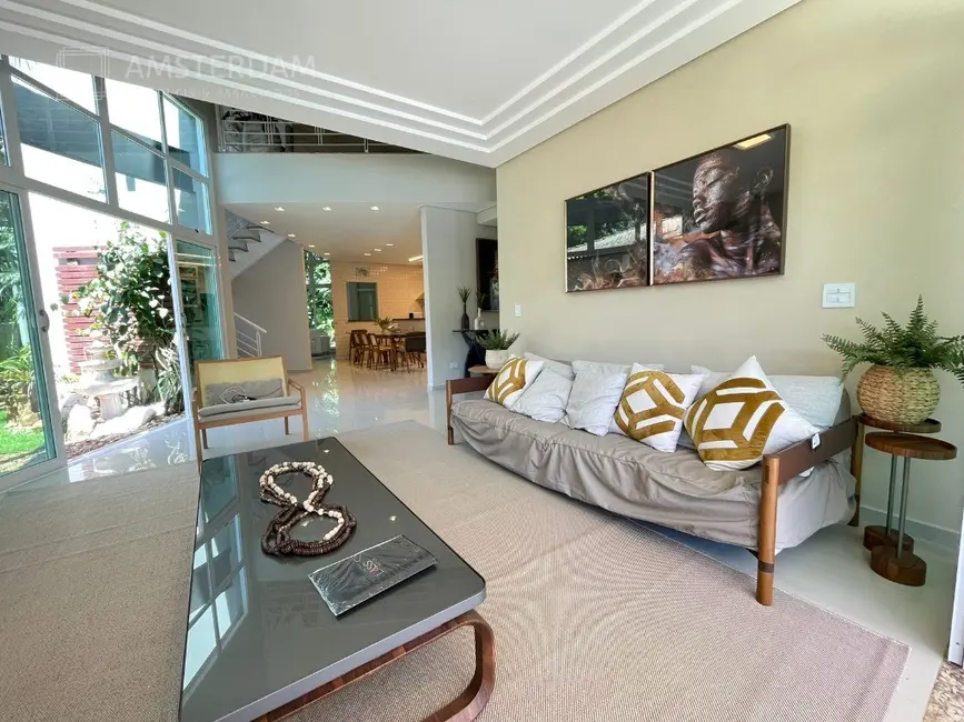 Foto 5 de Casa de Condomínio com 5 quartos à venda, 434m2 em Bertioga - SP