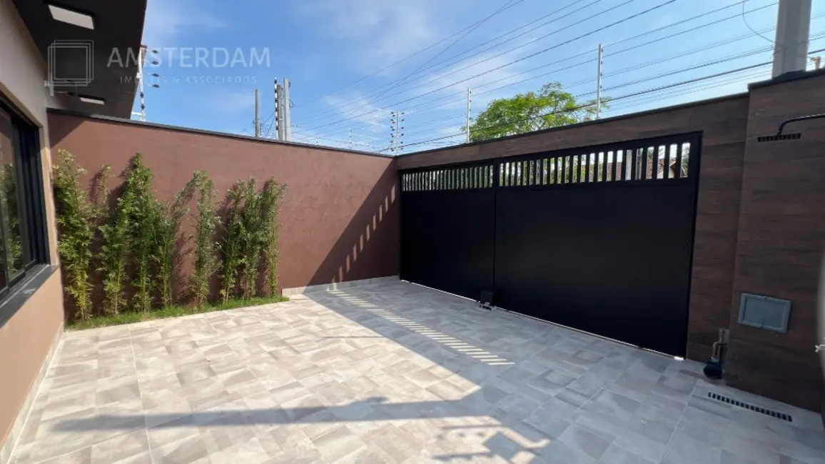 Foto 3 de Casa com 3 quartos à venda, 125m2 em Bertioga - SP