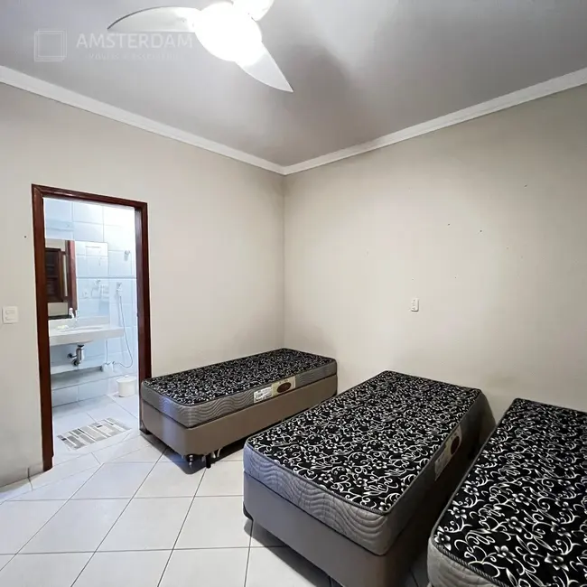 Foto 6 de Casa de Condomínio com 4 quartos à venda, 240m2 em Bertioga - SP
