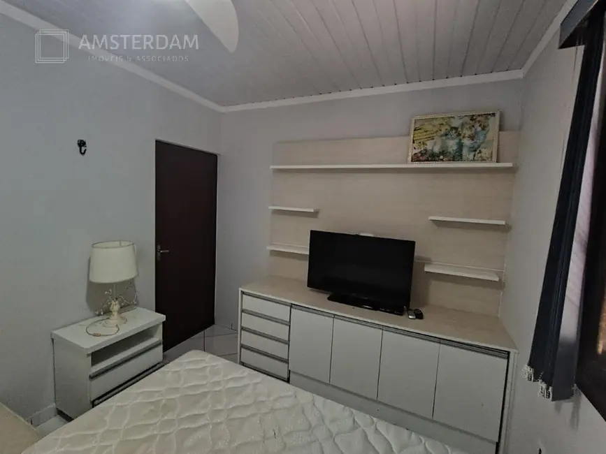 Foto 3 de Casa com 2 quartos à venda, 127m2 em Bertioga - SP