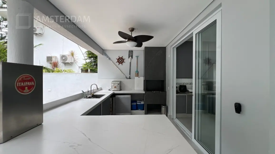 Foto 5 de Casa de Condomínio com 5 quartos para alugar, 500m2 em Bertioga - SP