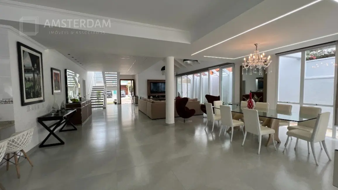 Foto 6 de Casa de Condomínio com 5 quartos para alugar, 500m2 em Bertioga - SP