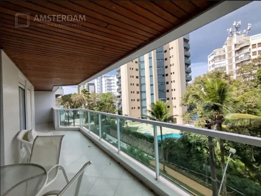 Foto 1 de Apartamento com 4 quartos à venda, 143m2 em Bertioga - SP