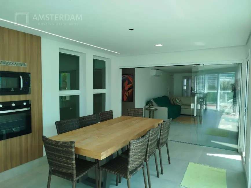 Foto 9 de Apartamento com 4 quartos à venda, 330m2 em Bertioga - SP