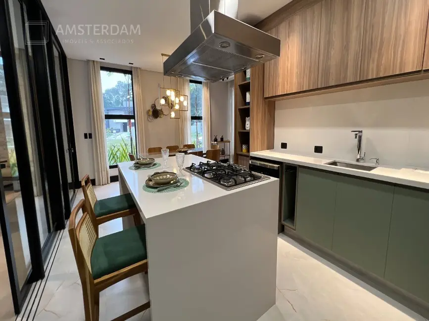 Foto 5 de Casa de Condomínio com 5 quartos à venda, 405m2 em Bertioga - SP