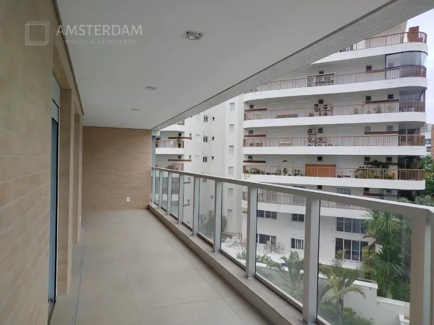 Foto 2 de Apartamento com 3 quartos à venda, 127m2 em Bertioga - SP